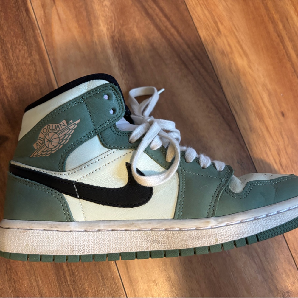 Jordan Kids' Mint Green and White Sneakers